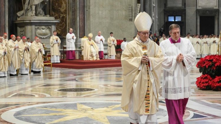 En la ceremonia el cardenal Pietro Parolin fue el celebrante del altar.   