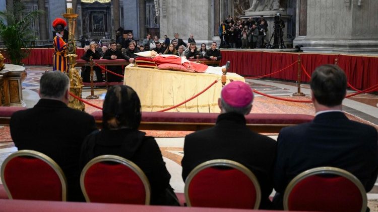 Ni mwaka mmoja sasa tangu kifo cha Papa Benedikto XVI