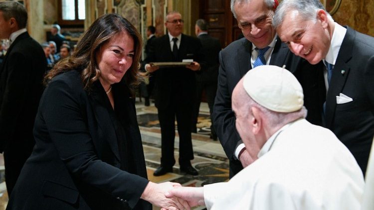 Papa Francesco riceve l'Ispettorato di Pubblica Sicurezza presso il Vaticano
