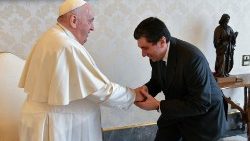 Le Président de «Communion et Libération» Davide Prosperi a rencontré la Pape François en janvier 2024. 