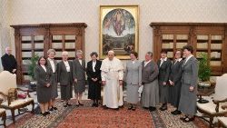 Le Pape François et les sœurs du Service Social, vendredi 20 janvier.