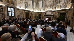 Audiencia del Papa a los voluntarios de la de la Obra de Promoción de la Alfabetización en el Mundo