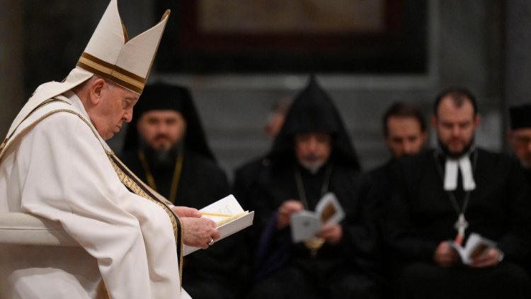 Popiežiaus vadovautais mišparais užbaigta maldos už krikščionių vienybę savaitė