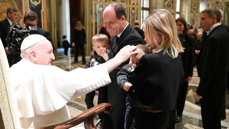 教宗接見意大利慈善基金會聯合會成員