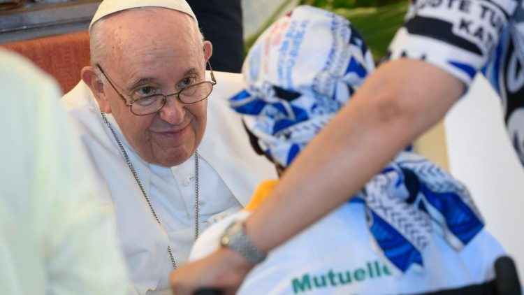 
                    Pope: Charities sow seeds of hope in DRC and across African continent
                