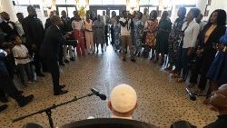 Il Papa con il gruppo di universitari cattolici della RD Congo