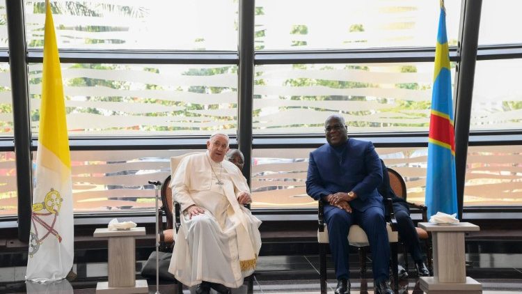 Pope Francis bids farewell to President Felix Tshisekedi