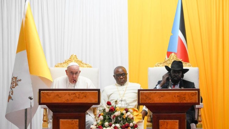 Prvi dan apostolskog putovanja u Južni Sudan - susret s vlastima u predsjedničkoj palači