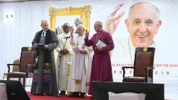 البابا فرنسيس يلتقي المهجرين في جوبا ويطلب منهم أن يكونوا من يعيد كتابة تاريخ السلام