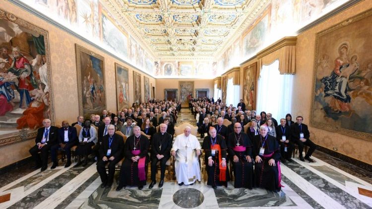 Franciszek przyjął na audiencji uczestników sesji plenarnej Papieskiej Akademii Życia