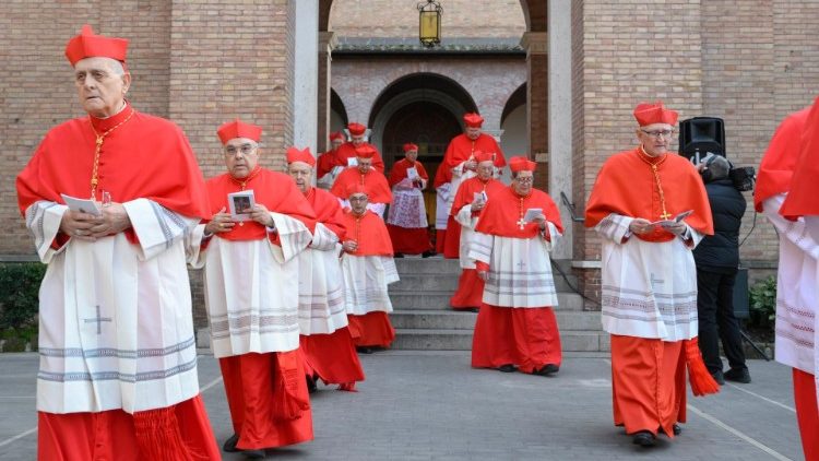 La processione dalla Chiesa di Sant'Anselmo
