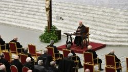 Fastenpredigt von Kardinal Cantalamessa in der vatikanischen Audienzhalle