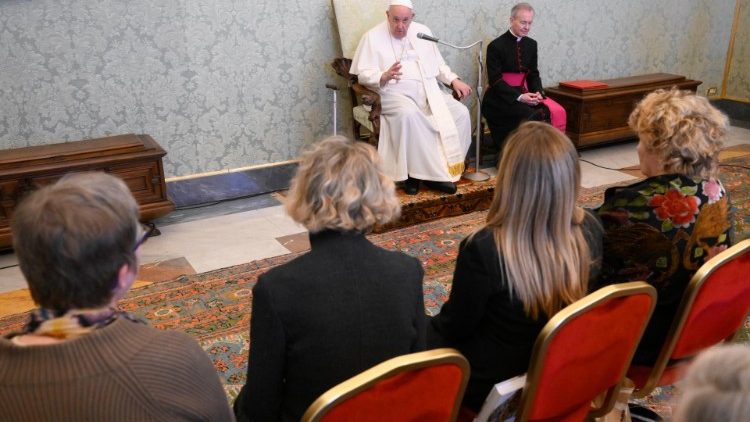 Papa Francisc primind în audiență comitetul de redacție al publicației lunare "Donne -Chiesa-Mondo"