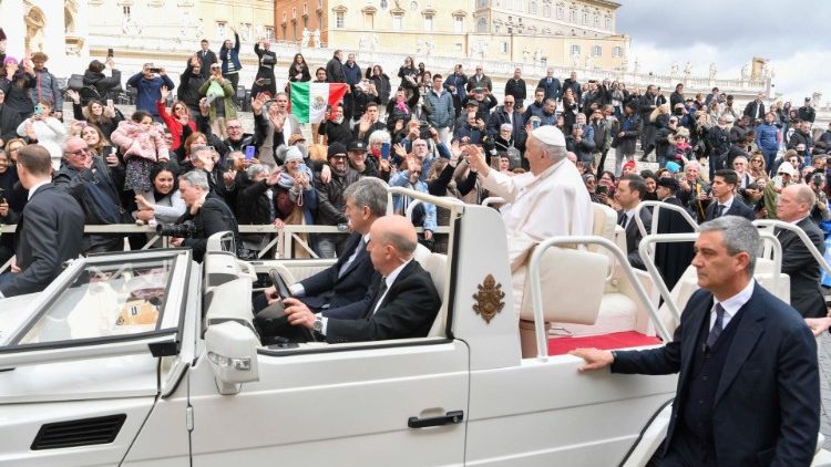 教皇フランシスコ　2023年3月8日の一般謁見　バチカン・聖ペトロ広場