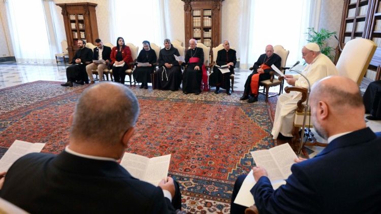 교황청과 팔레스티나 간의 대화를 위한 합동실무단에게 연설하는 교황