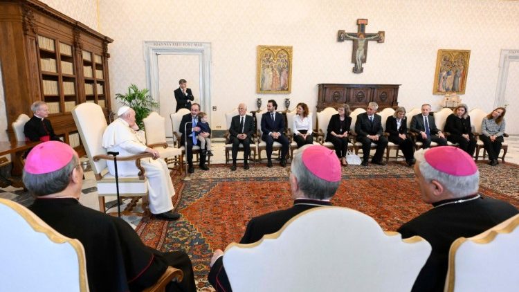 Pope Francis meeting with members of "Misión América" from Spain