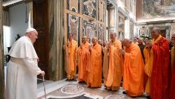 教皇フランシスコ、台湾の仏教関係者と　2023年3月16日　バチカン宮殿