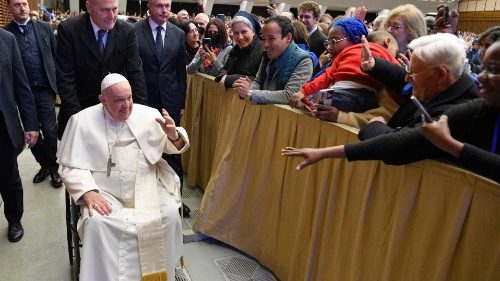 Papst beim Treffen mit Flüchtlingen: Die Ansprache im Wortlaut