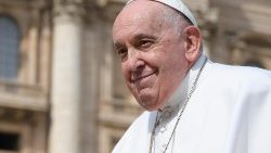 O apelo do Papa: somente parando a corrida armamentista poderemos evitar a autodestruição da humanidade (Vatican Media)