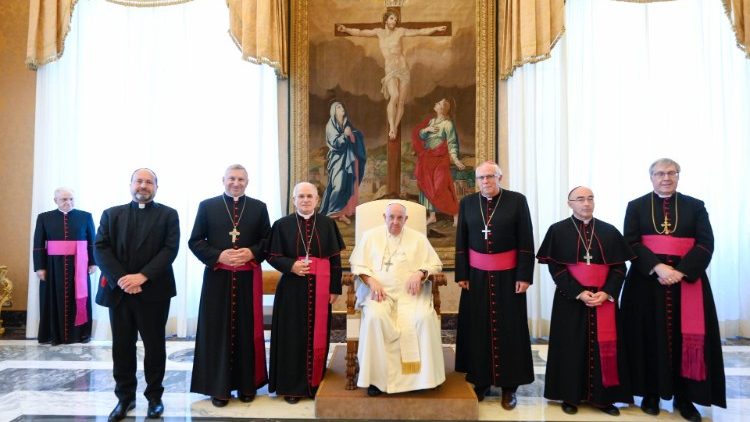 Pope Francis and the newly elected President and Vice-Presidents of COMECE