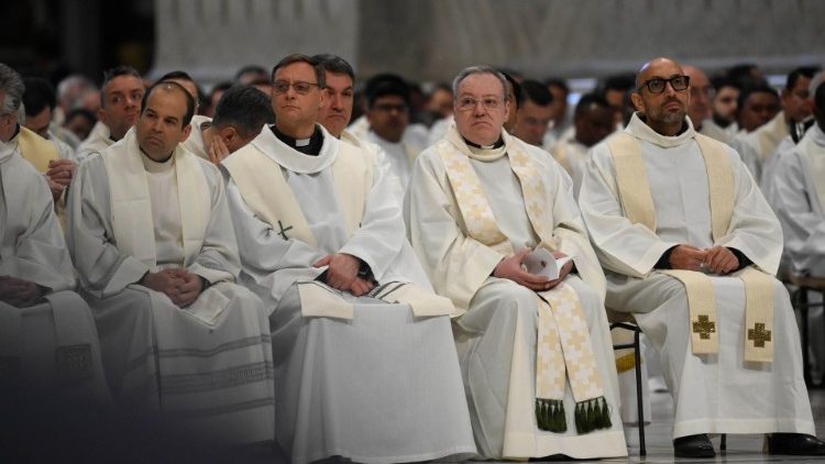 Papa Francisko anawashukuru na kuwapongeza wakleri wa Jimbo kuu la Roma