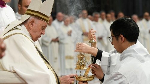 Il Papa: il sacerdote non è uomo di lamenti e giudizi ma dell'armonia di Dio