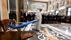 Audiencia del Papa a los directivos y al personal de la empresa Ita Airways