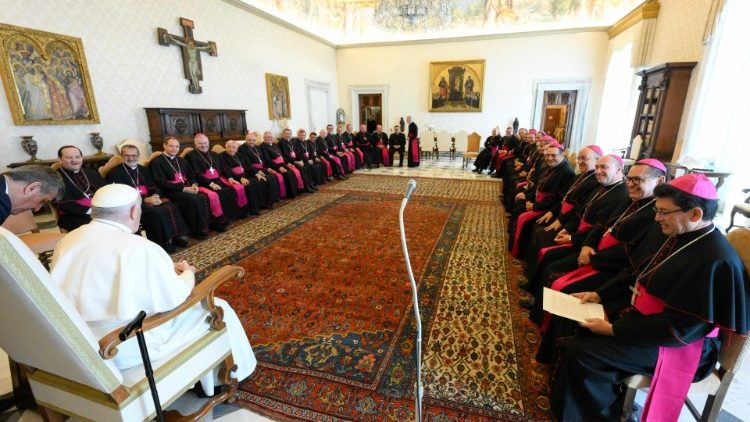 El Papa recibe a los Obispos de Colombia en Visita "ad Limina Apostolorum"
