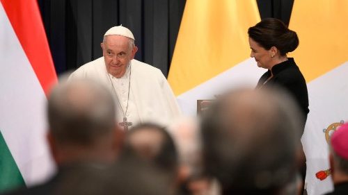 Sur les rives du Danube, le Pape presse l'Europe de retrouver son âme