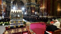 Papa Francisc în con-catedrala ”Sfântul Ștefan” din Budapesta