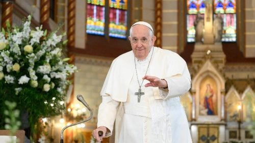 Papst in Ungarn: „Sprache der Nächstenliebe sprechen“