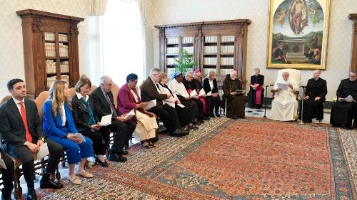 Papež povzbudil Komisi pro ochranu nezletilých k vytrvalosti