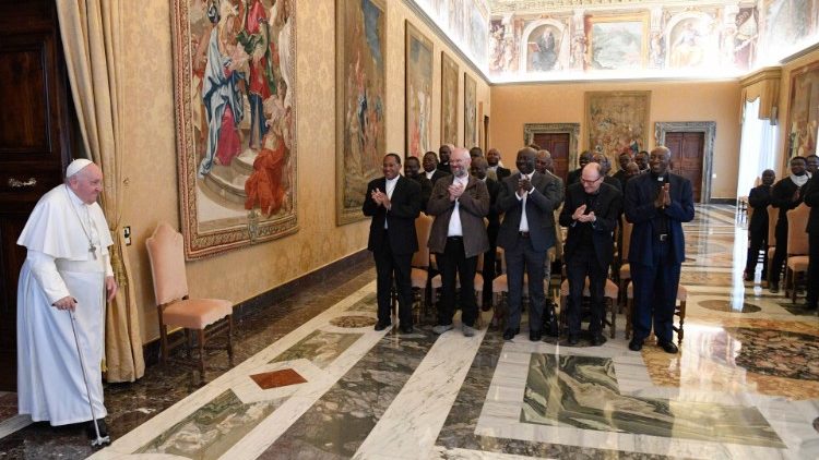 Il Papa all'udienza con i religiosi della Congregazione dello Spirito Santo