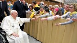 Аудиенция на папата с вярващи от архиепархията на Норча-Сполето