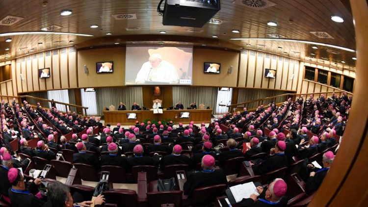 Die Synodenaula im Vatikan