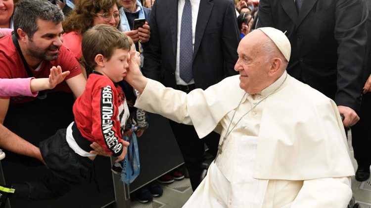 Papa Francisco recebe os peregrinos da Família Vocacionista