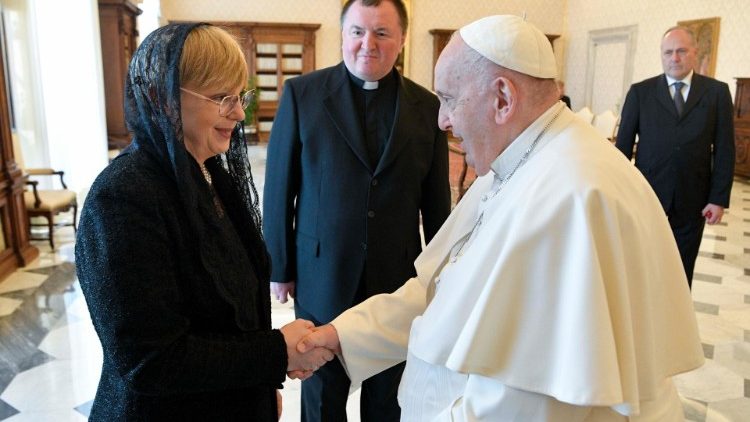 Takimi i Papës Françesku me presidenten e Sllovenisë, Natasa Pirc Musar
