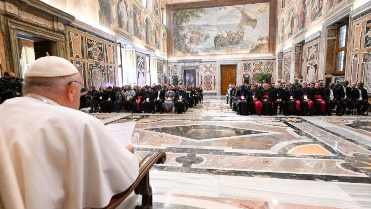 Папа Франциск на срещата с ПМО, 3 юни 2023