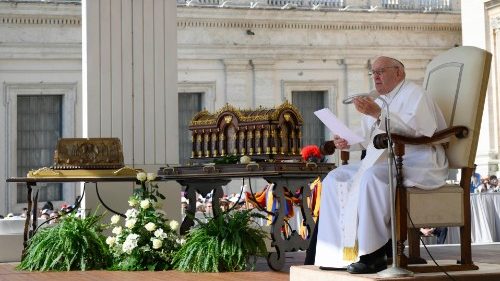 Папа: молімося за завершення війн у світі, особливо, в дорогій Україні