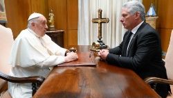 教皇フランシスコ、キューバのディアス＝カネル大統領と　2023年6月20日