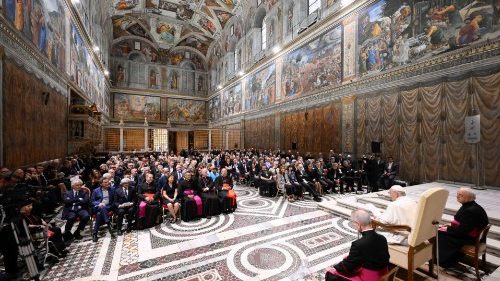 PODCAST papežovy promluvy k umělcům v Sixtinské kapli