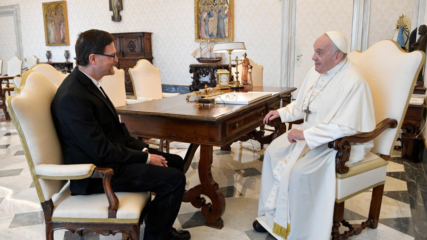 Francisco recibe en audiencia al nuevo embajador de Canadá ante la Santa Sede