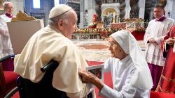 Papež František a sestra Esu