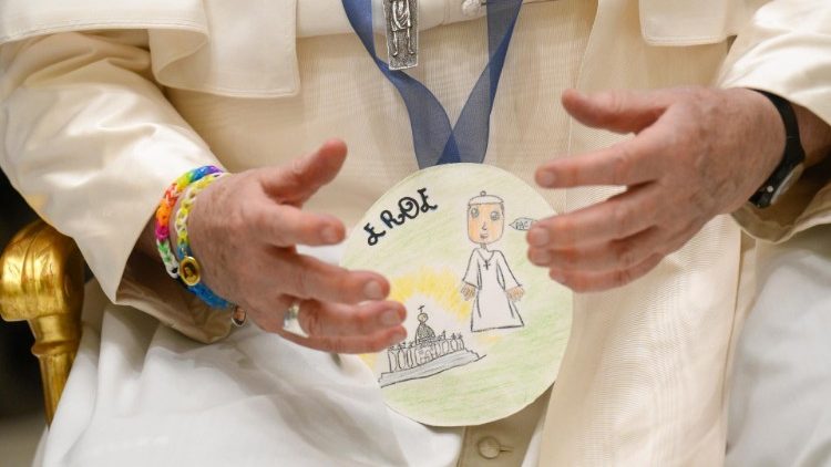 Eine Medaille für den Papst