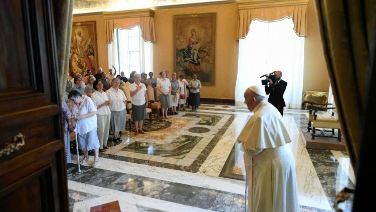Spotkanie Papieża Franciszka z Kapitułą Generalną Sióstr Klaretynek