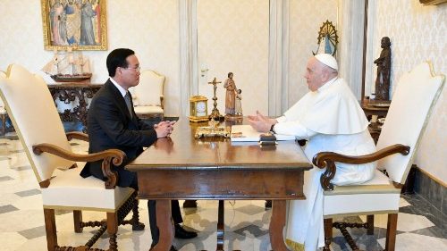 Papa aos católicos do Vietnã: promovam o diálogo e gerem esperança