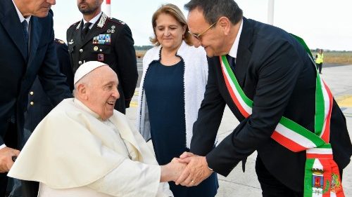Papež František odletěl do Lisabonu na Světové dny mládeže
