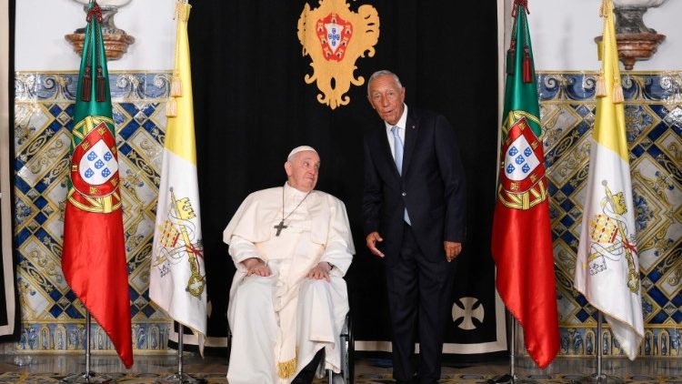 Franziskus mit dem portugiesischen Präsidenten de Souza