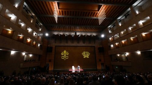 Лиссабон: Папа призывает Европу и Запад «изменить курс»