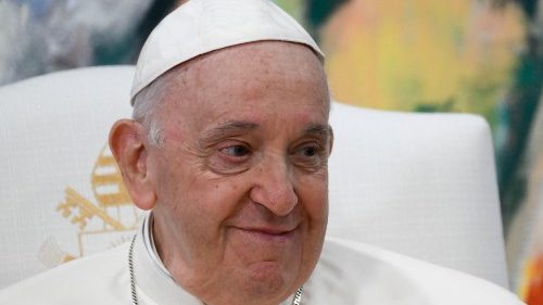 Papež František se obrátil k mladým lidem z nadace Scholas